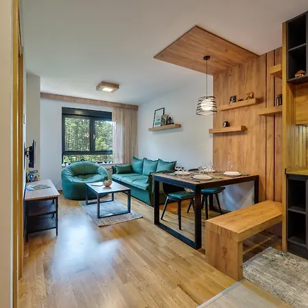 Apartamento Stevovic Apartment, Pine Wood View, *