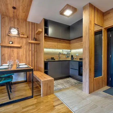 Stevovic Apartment, Pine Wood View, *