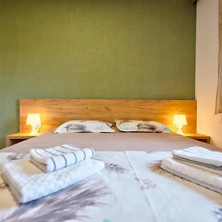 Apartamento Stevovic Apartment, Pine Wood View, *