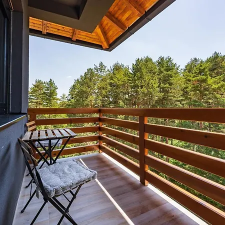 Stevovic Apartment, Pine Wood View,